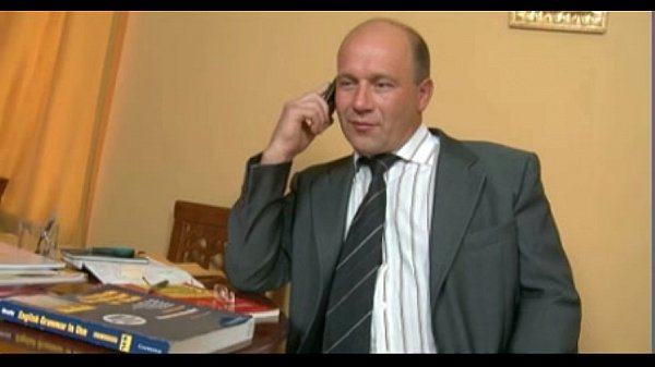 Русская шлюха оттрахана старым учителем в жопу